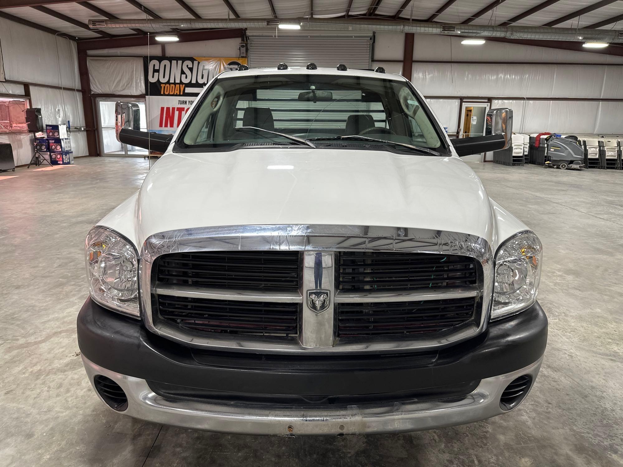 2007 Dodge Ram Pickup Flatbed Truck