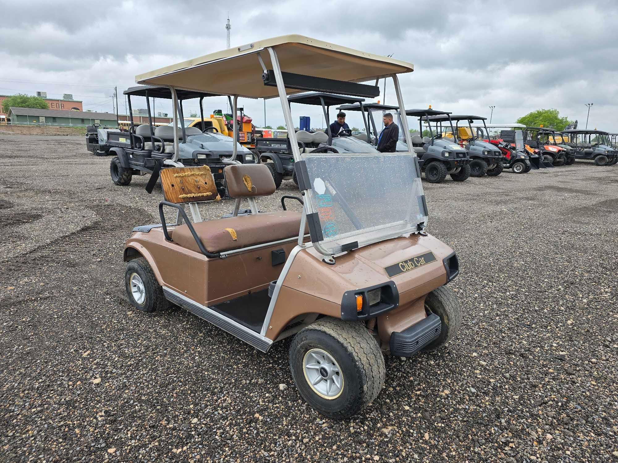 DS Electric Golf Car