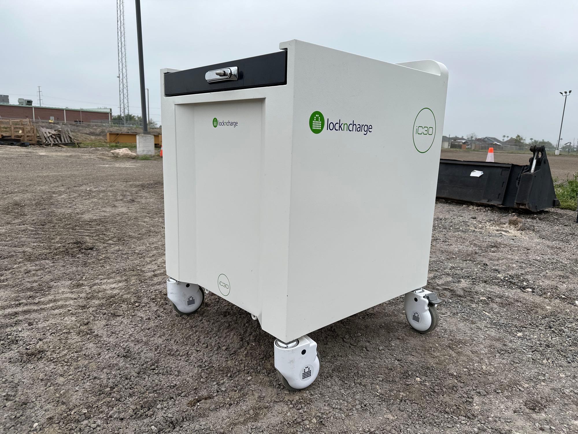 LocknCharge iC 30 MK5 30 Bay Charge Cart