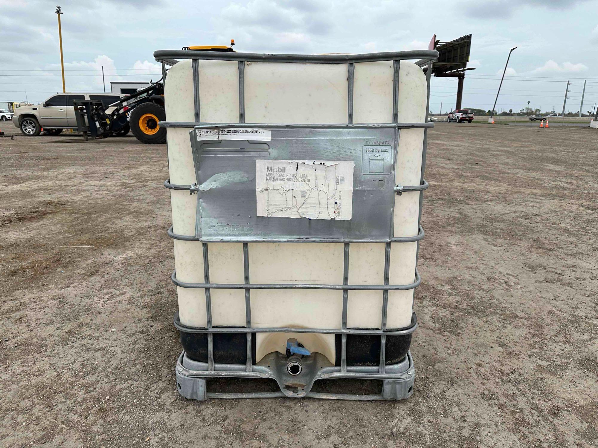 Schutz 1100 Gallon Container