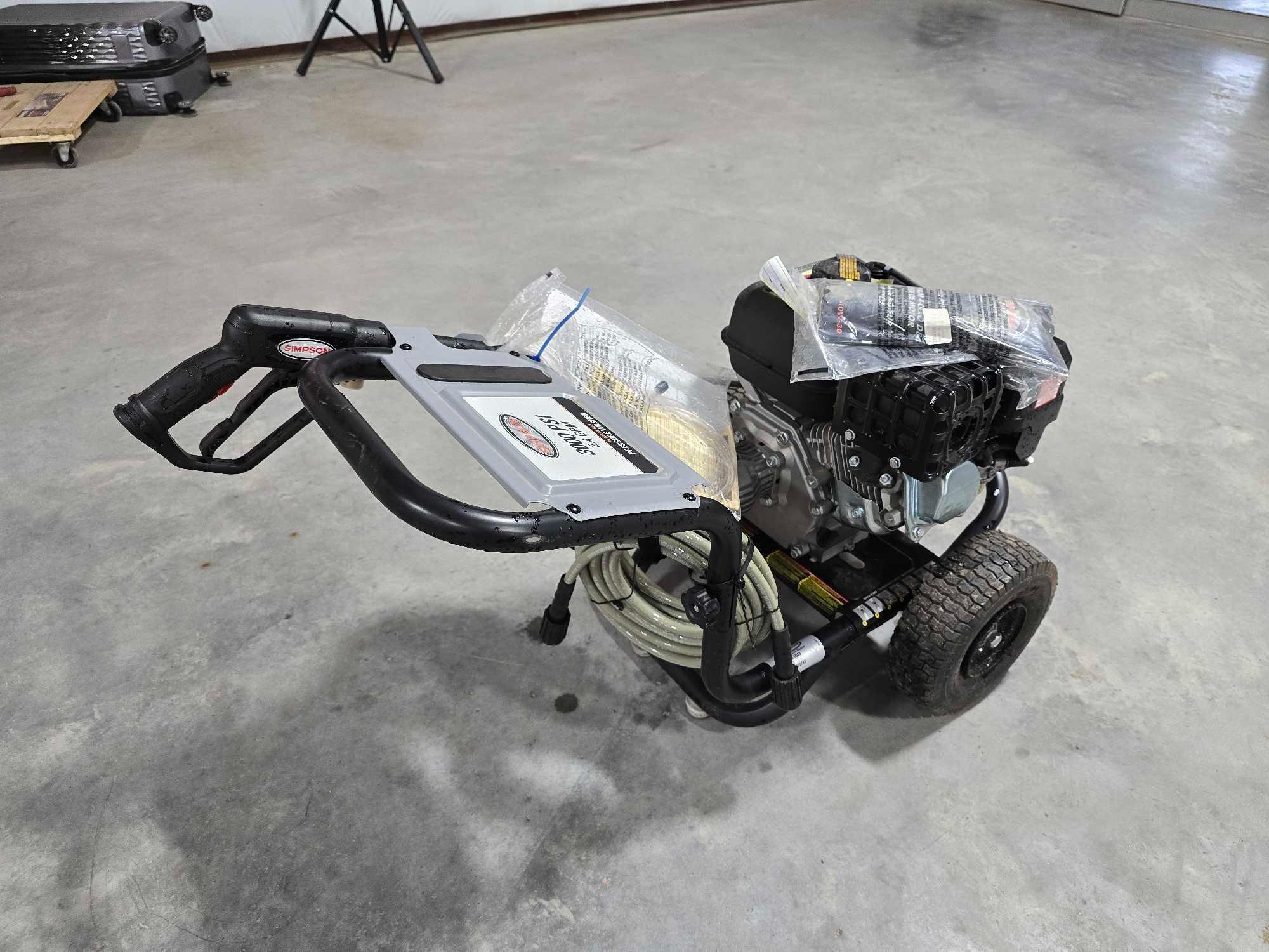 NEW/UNUSED Simpson Megashot MS61043 Pressure Washer