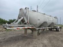 1992 Heil 31 Foot Pneumatic Tank Trailer