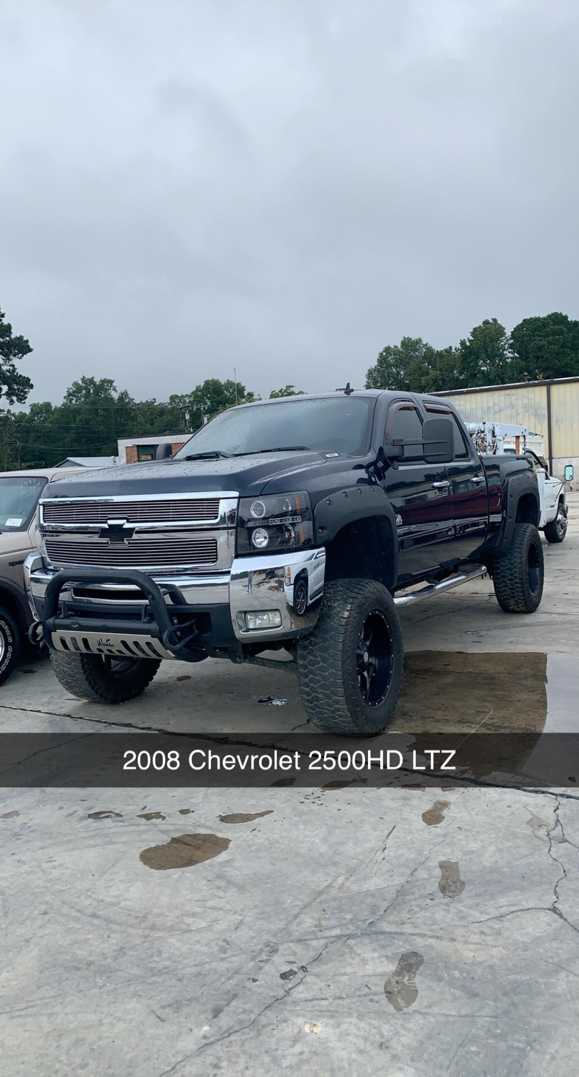 2008 Chevrolet 2500 Lifted 213,841 MILES VIN 1318