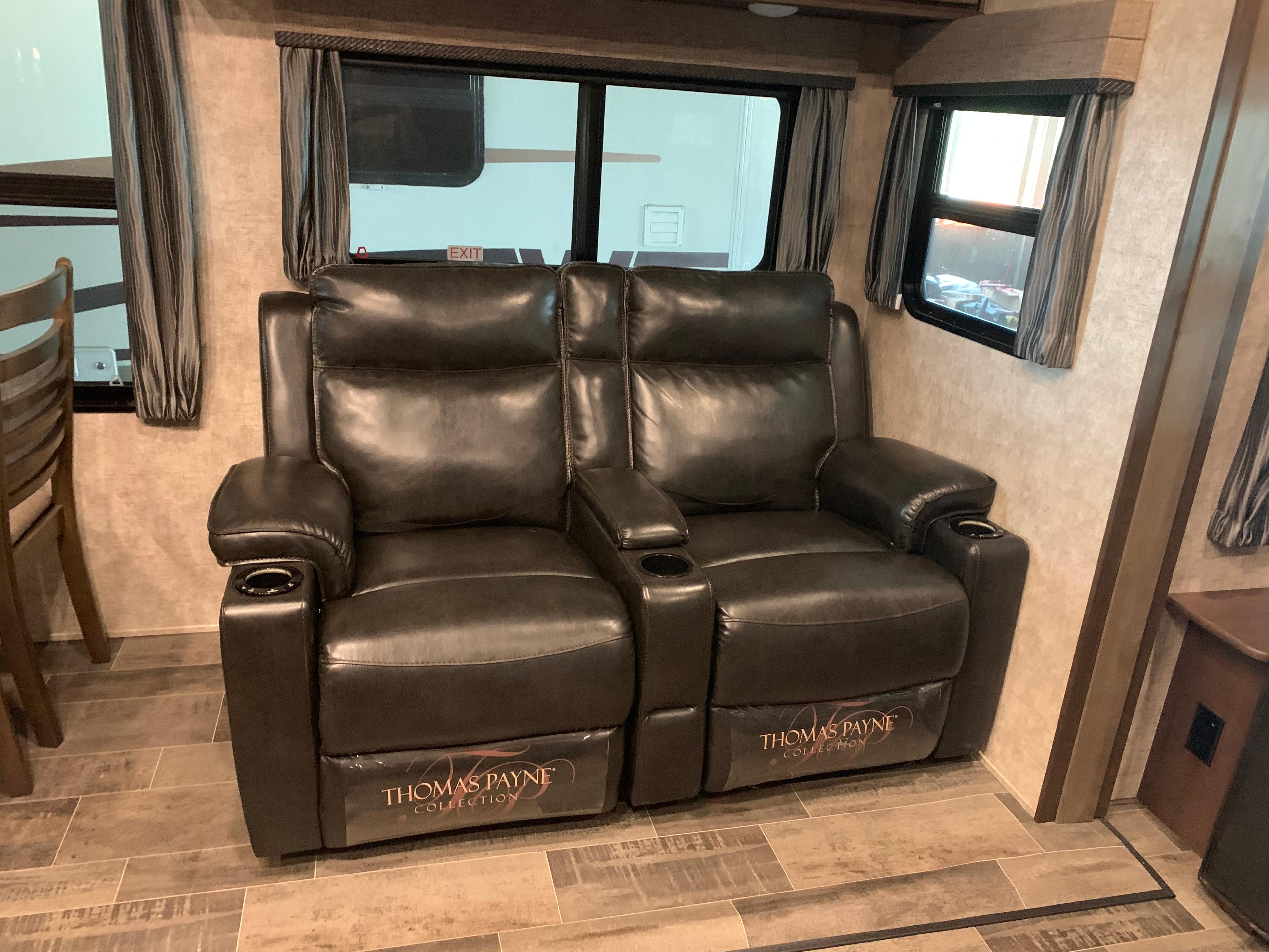 2018 Open Ranger 5th Wheel Camper VIN 3114