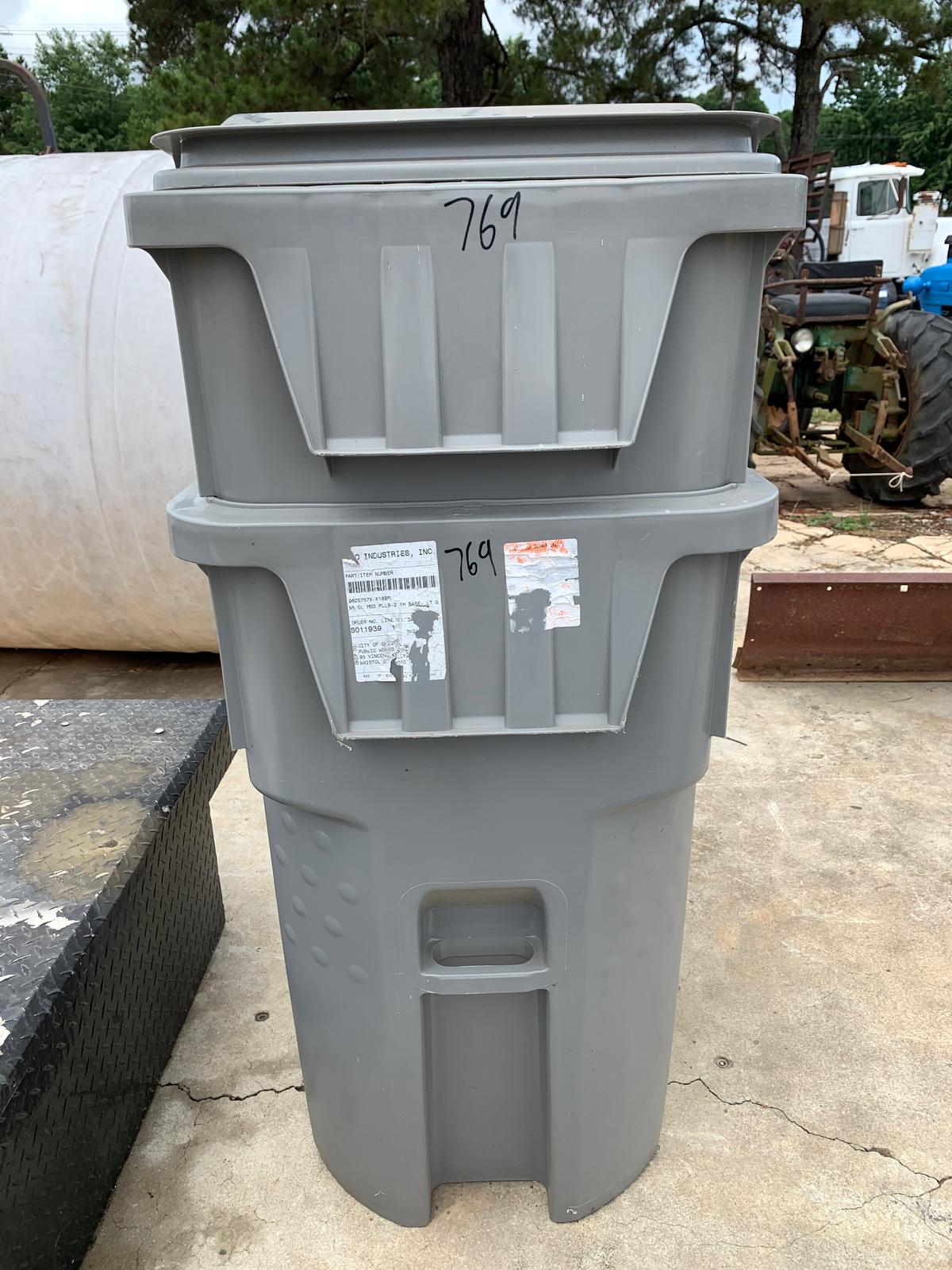 2 Rolling Trash Cans with Lids