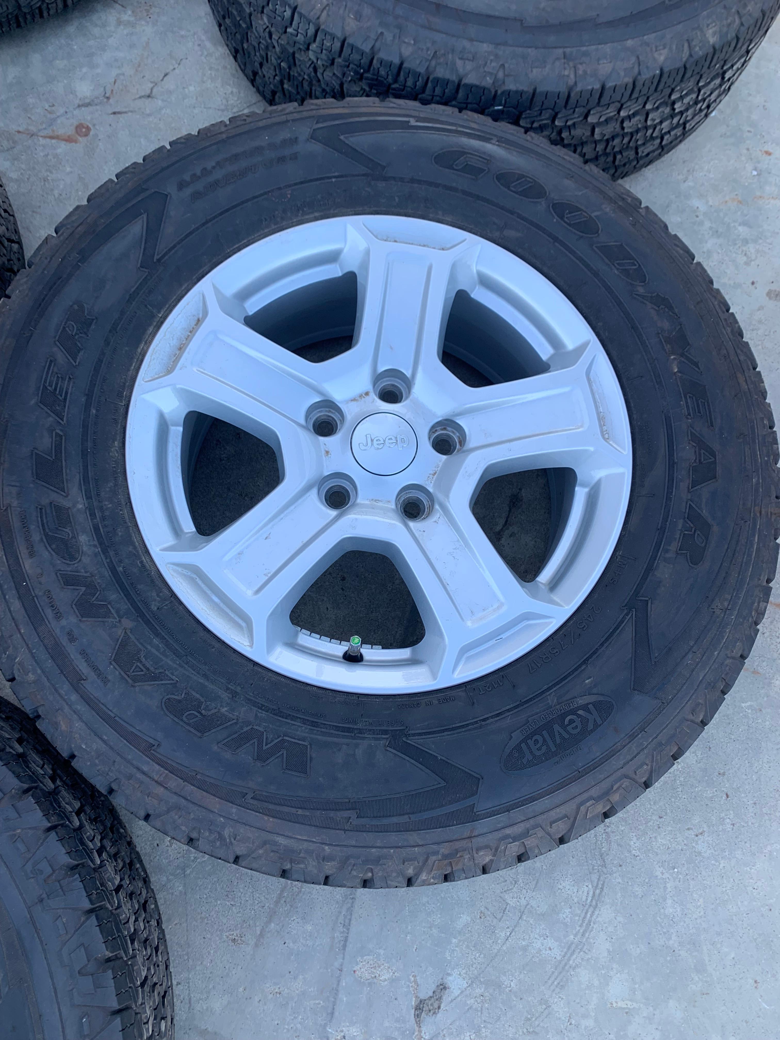 Set of 5 Factory Jeep Wheels and Tires