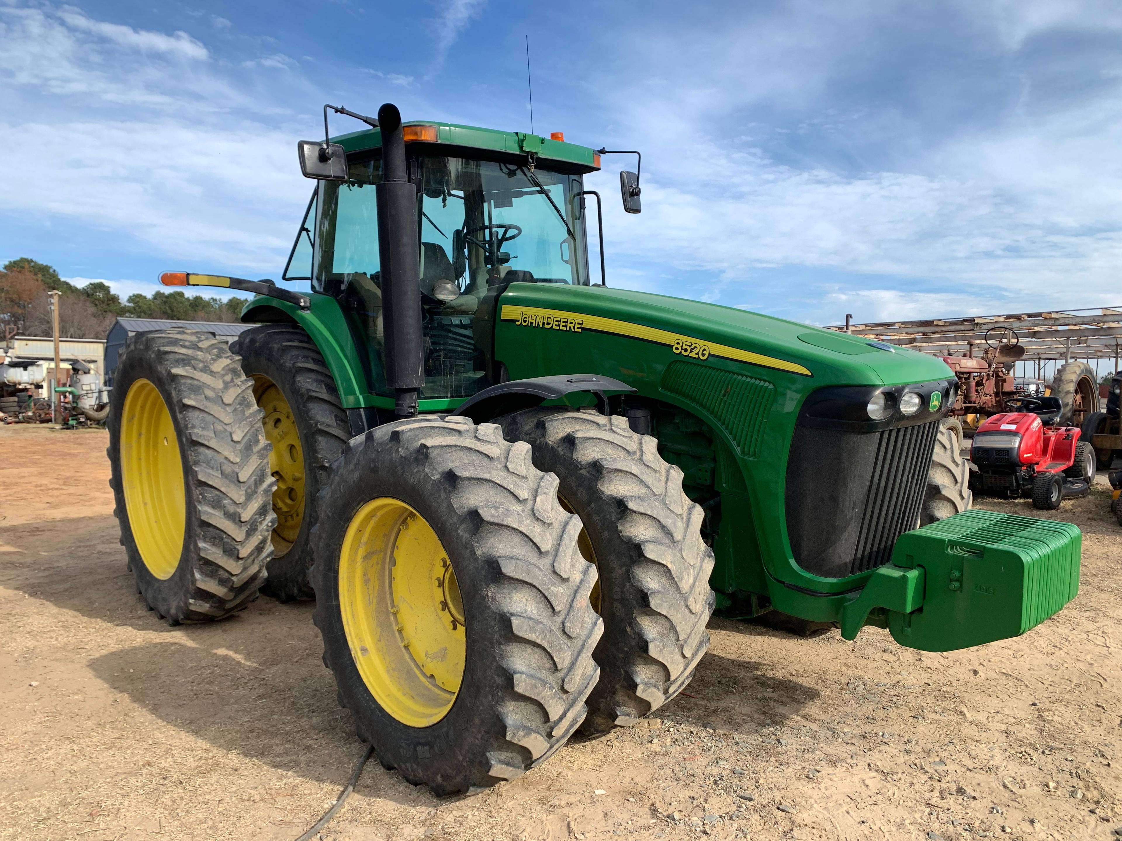 John Deere 8520 Tractor