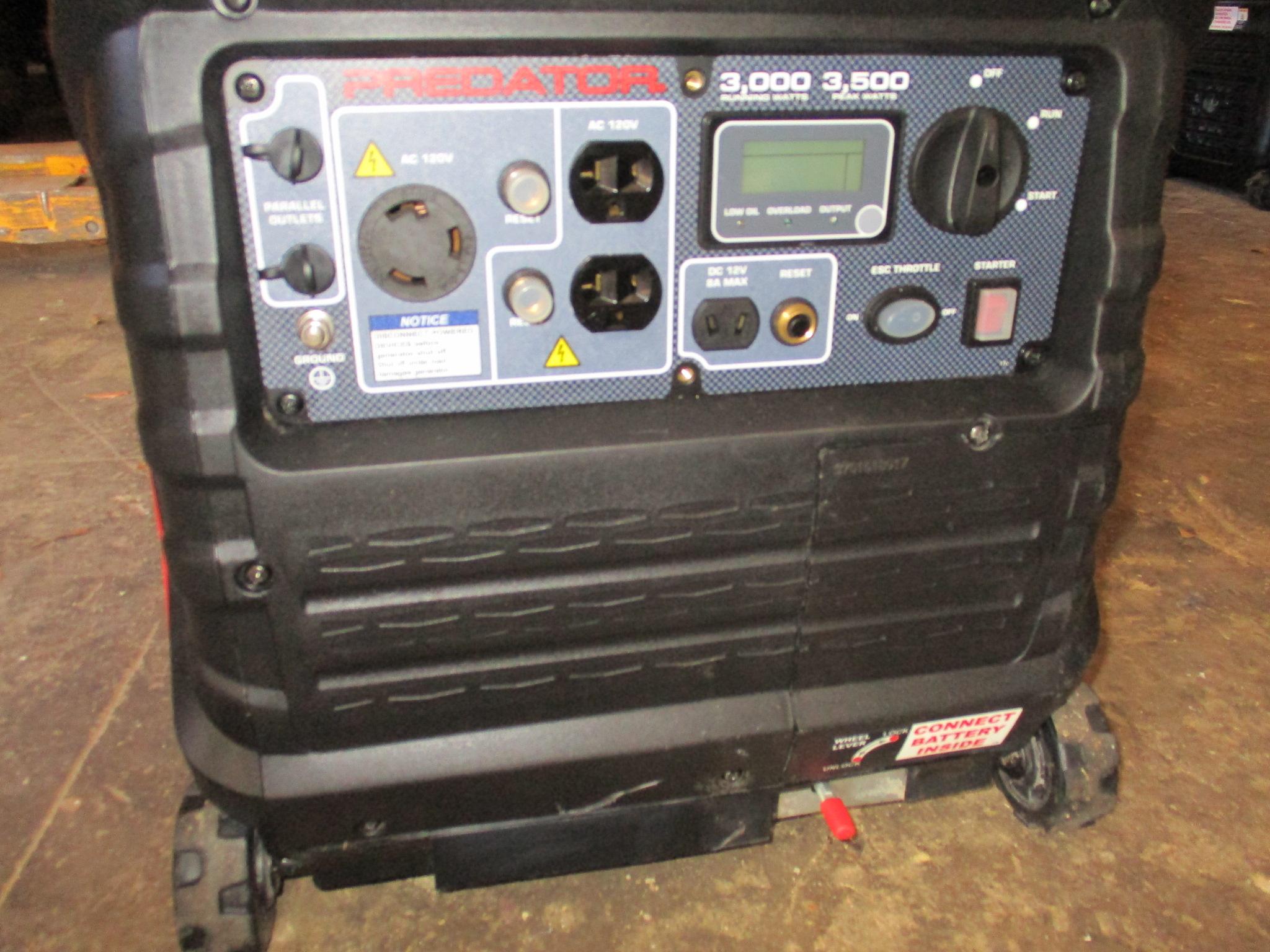 Predator 3500 Invertor Generator -28hrs