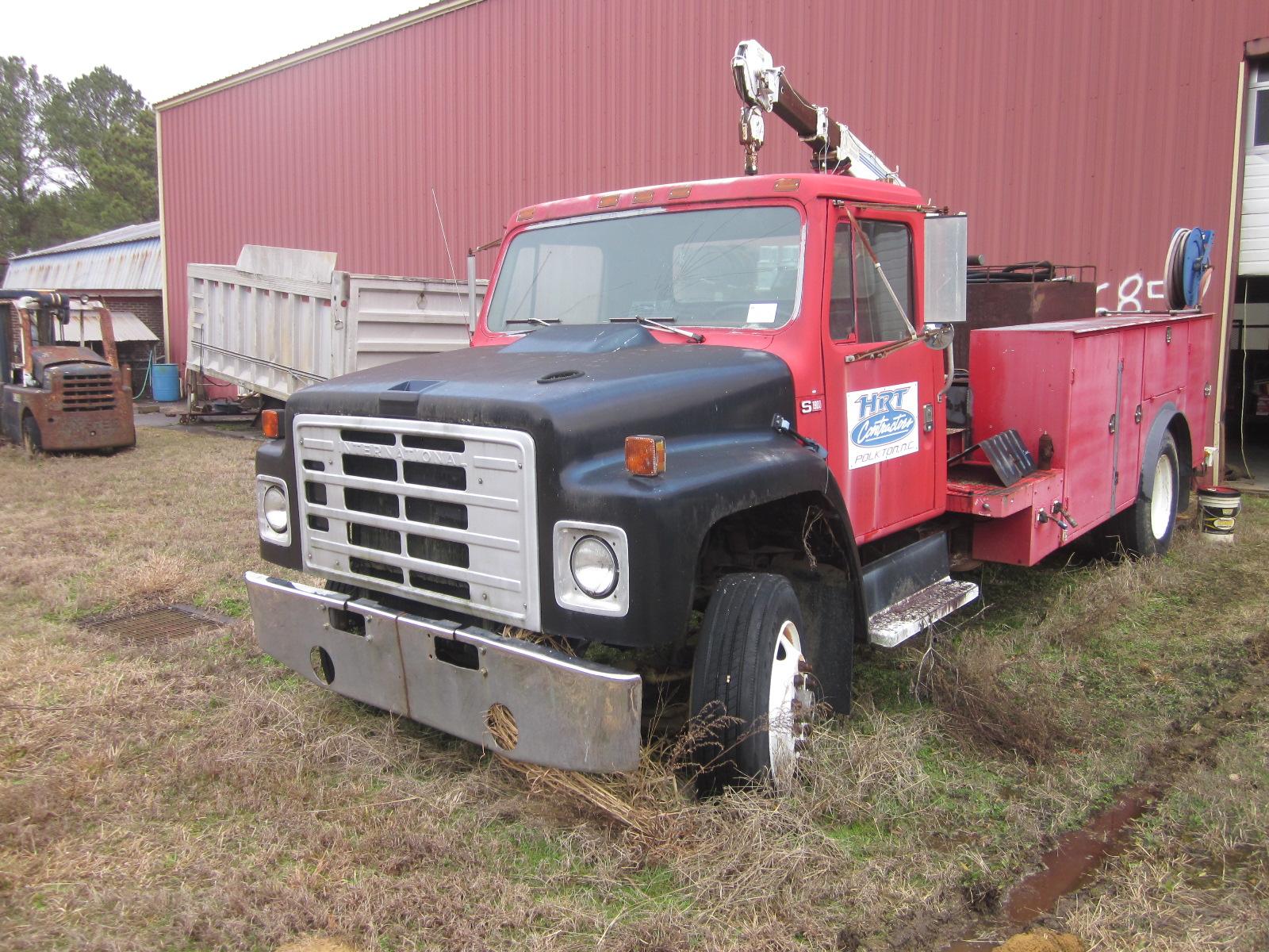 1986 International S1900 Service Truck - BOS