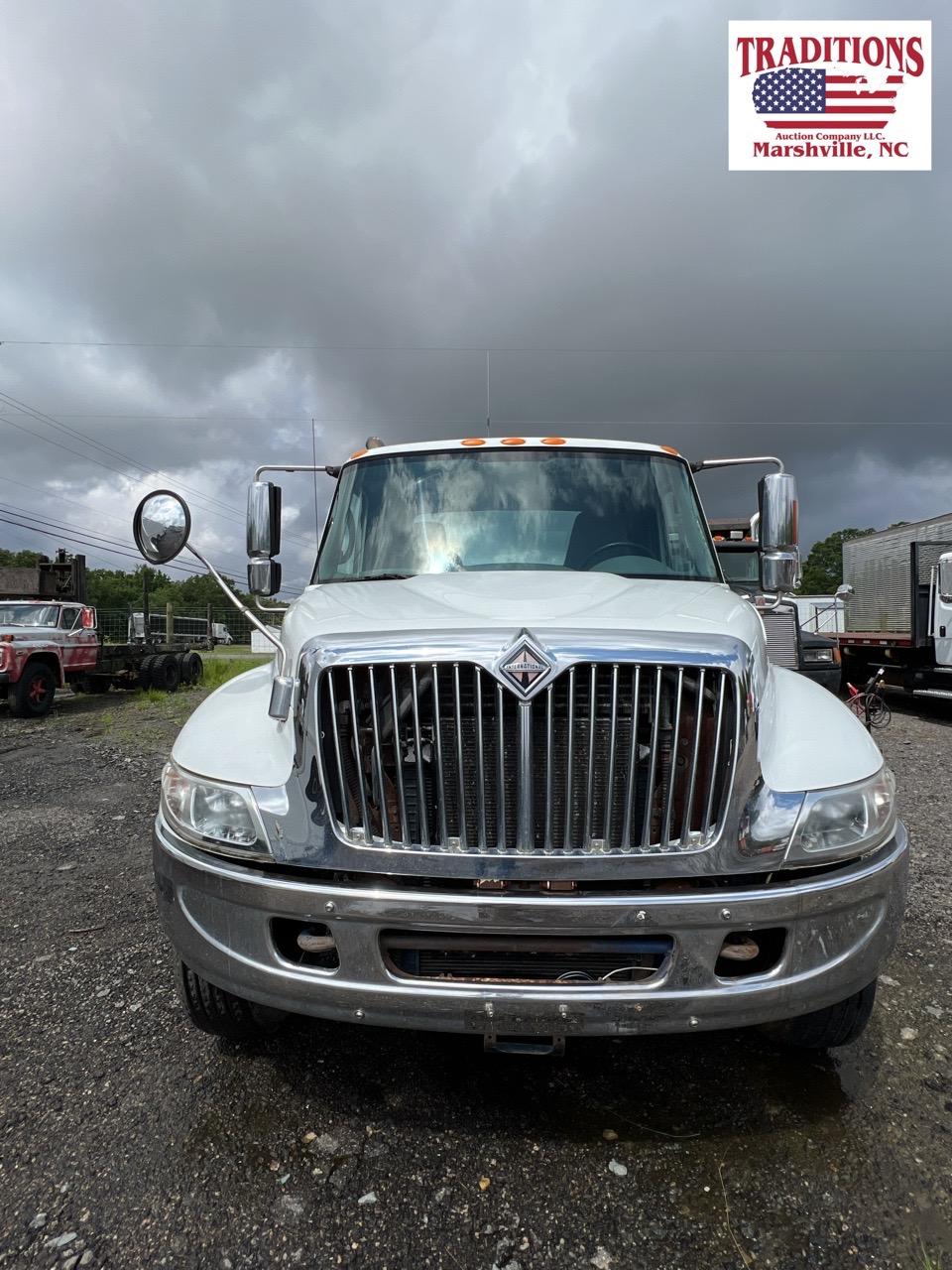 2005 International 4300 Cab ChassisTruck VIN 4267