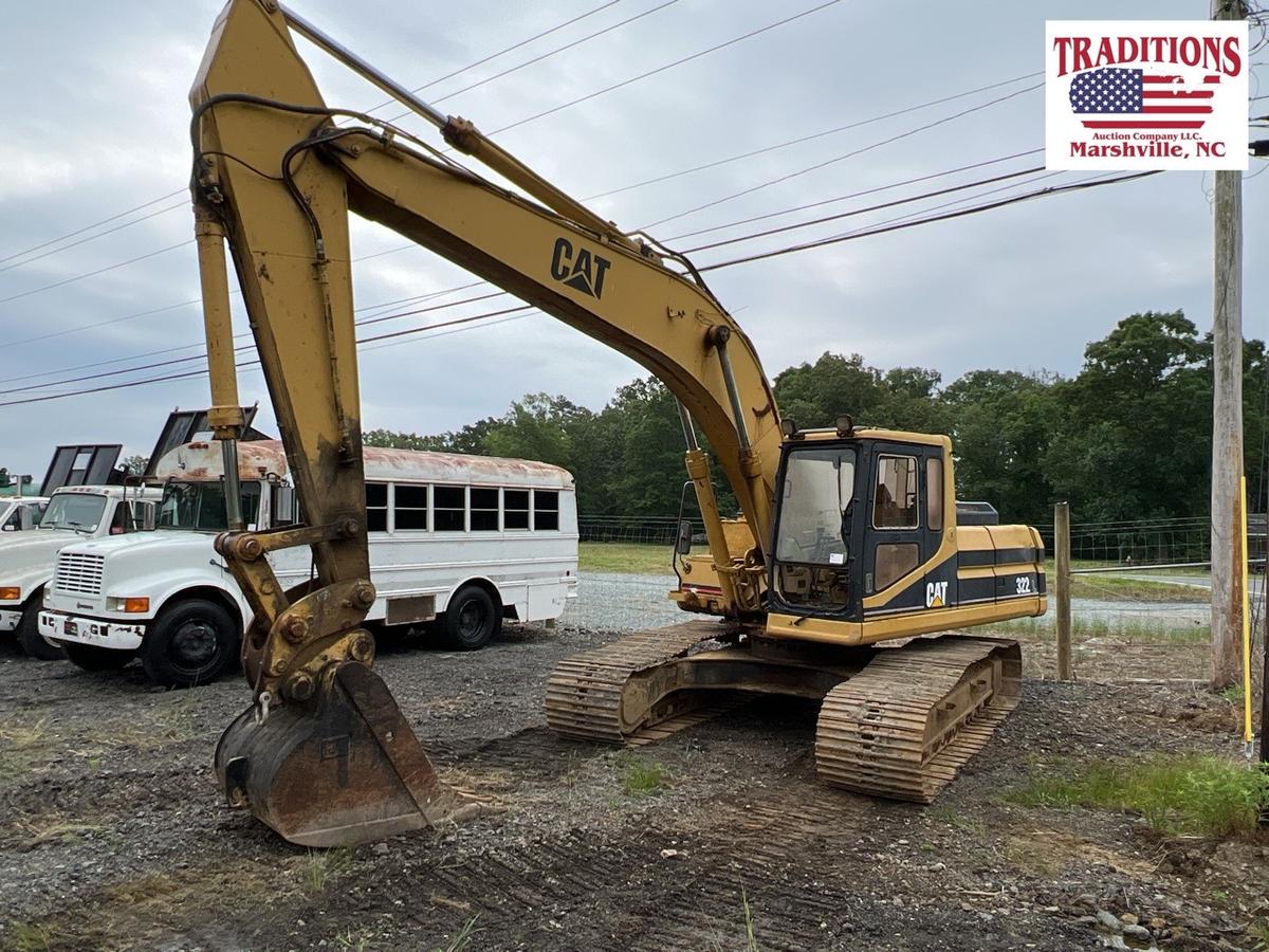 CAT 322L Excavator