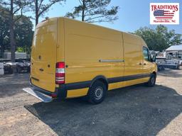 2014 Freightliner Cargo Van SALVAGE TITLE VIN 3725