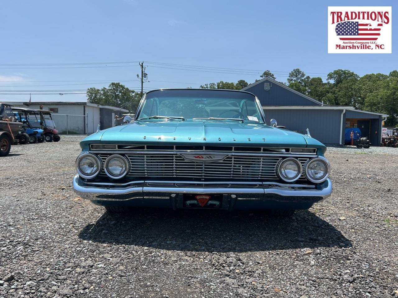 1961 Chevrolet Impala SS VIN 2329