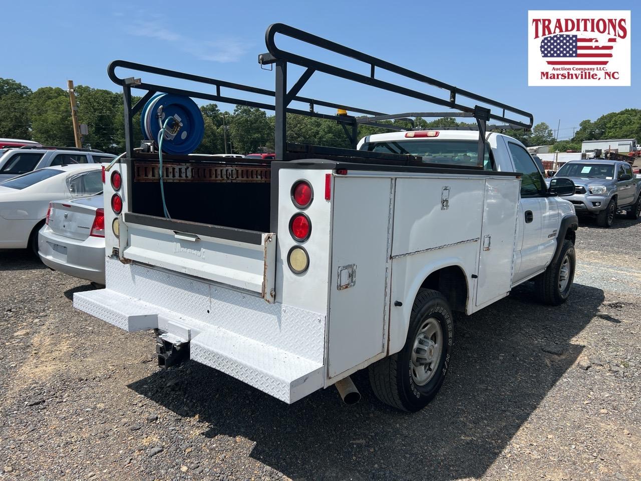 2001 Chevrolet 2500 HD Diesel Service Bed VIN 5842