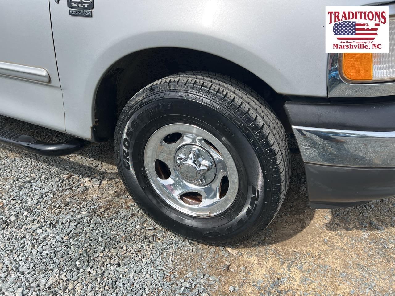 2002 Ford F150 VIN 9052 SALVAGE TITLE