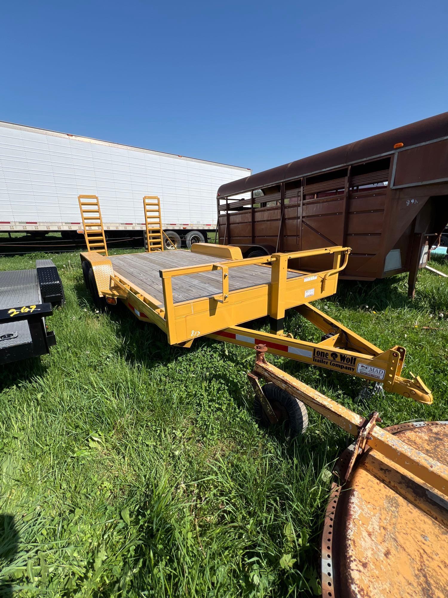 2023 lone wolf trailer 14 foot with ramps