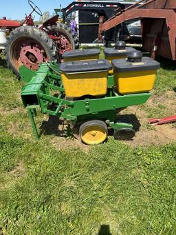 2 row planter