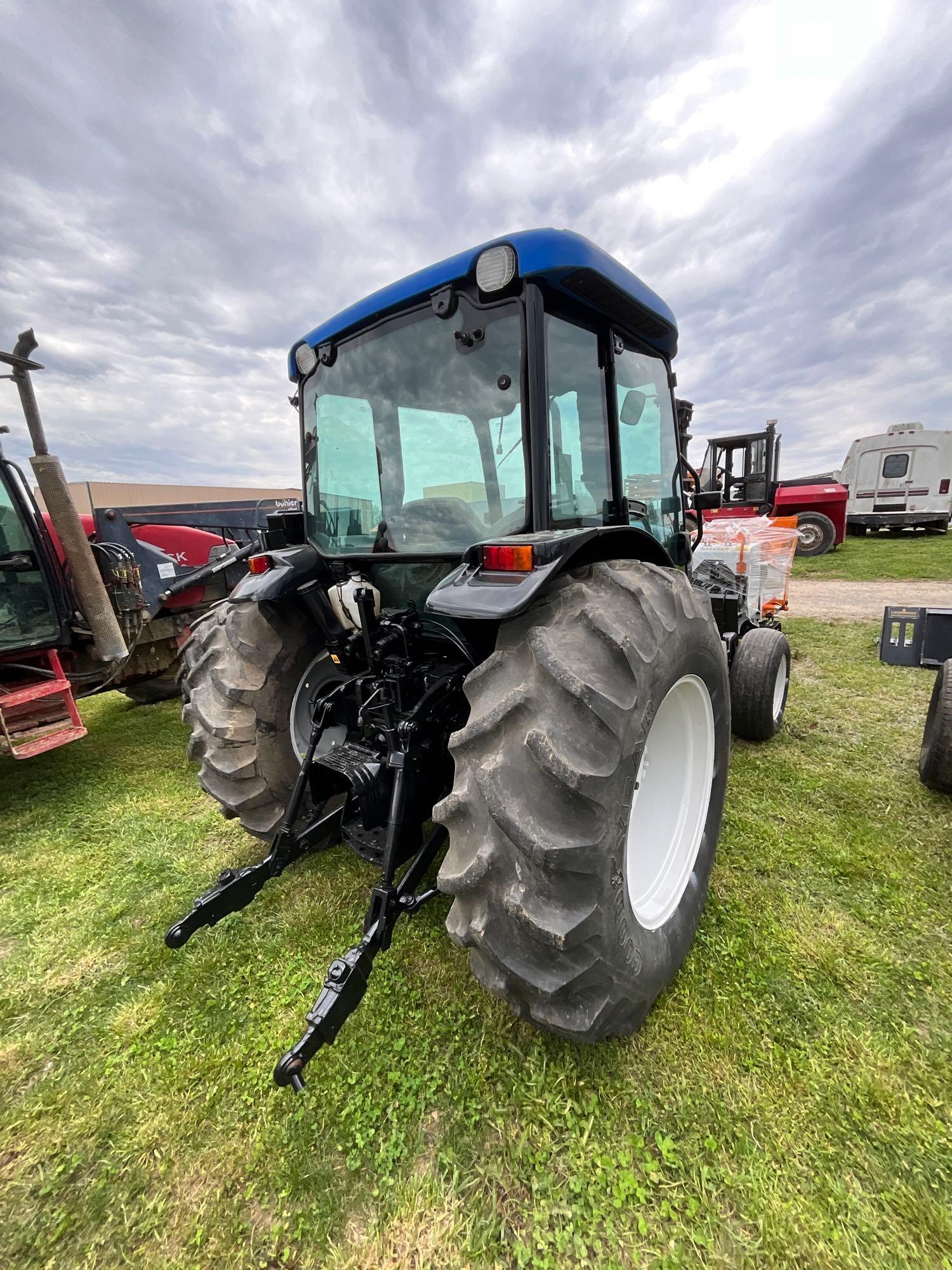 new holland tn65D cab tractor