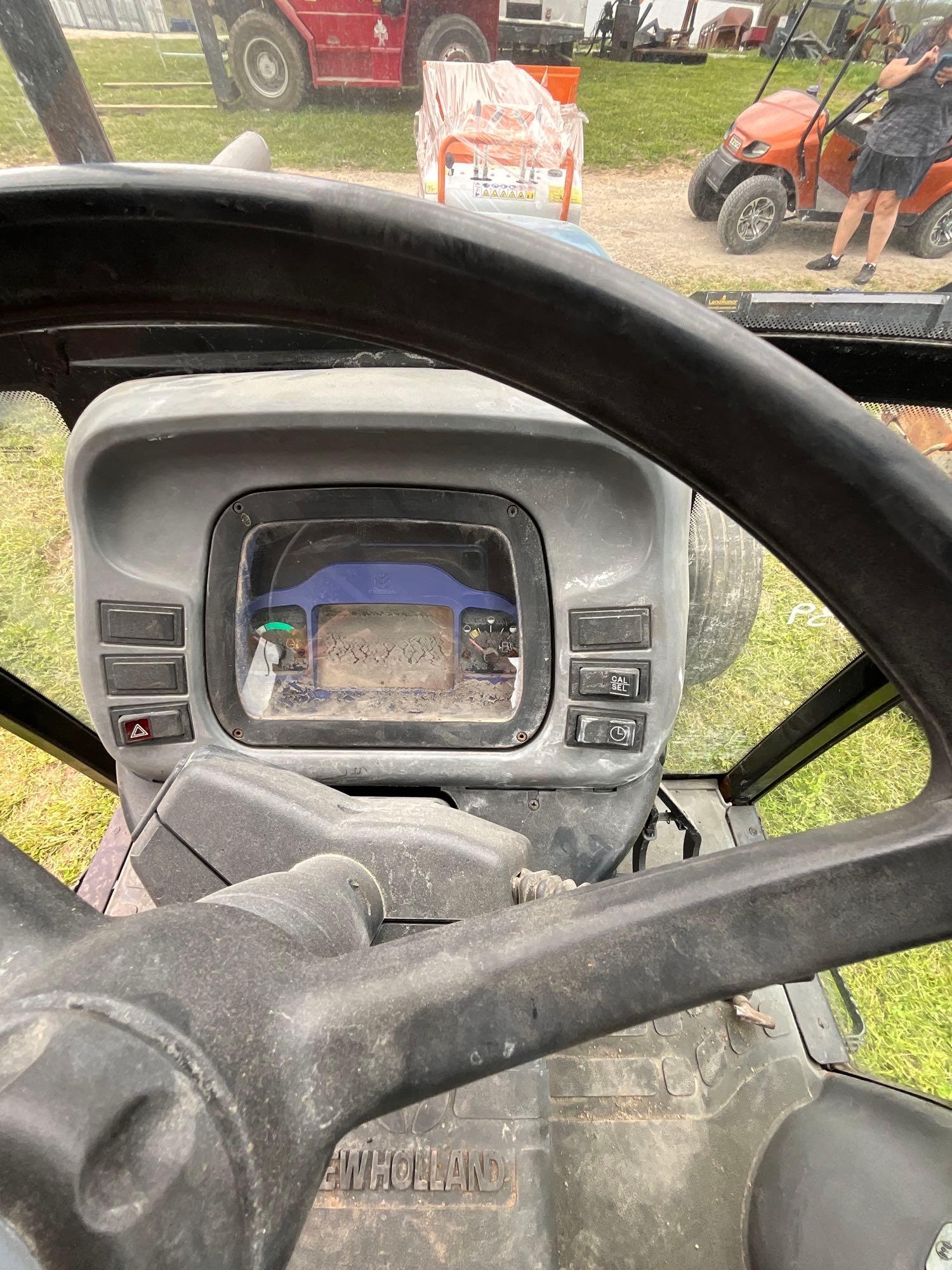 new holland tn65D cab tractor