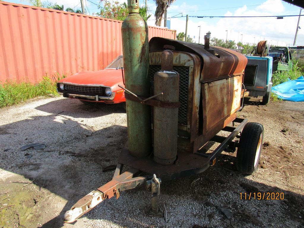 Lincoln Trailer-Mounted Welding Machine