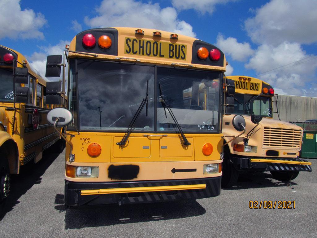 2000 International School Bus