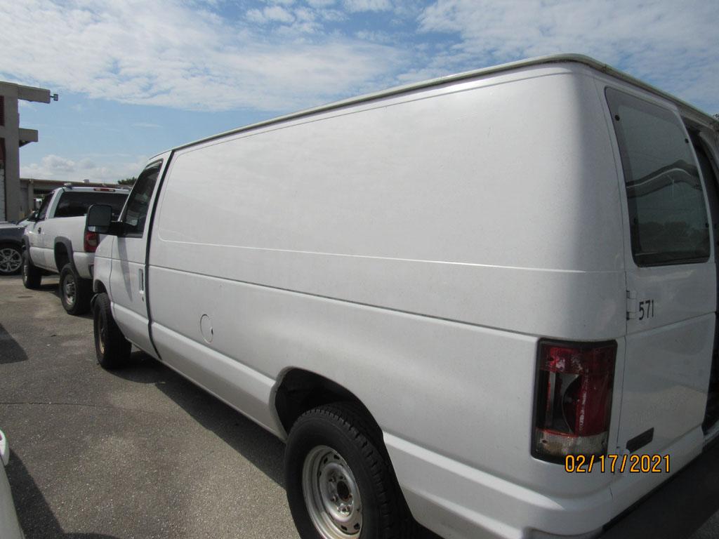 2003 Ford E-150 Econoline Cargo Van