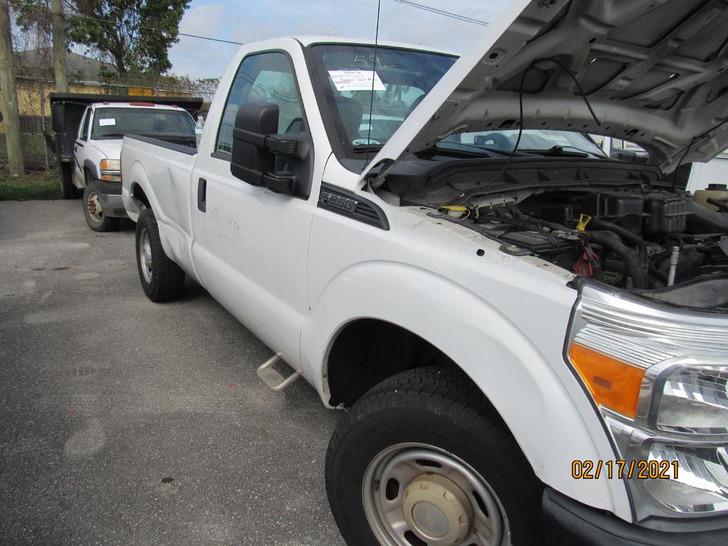 2015 Ford F-250 Super-Duty XL Pickup Truck