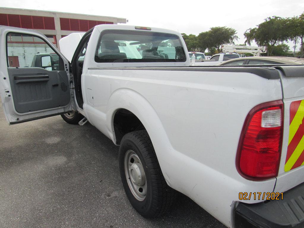 2015 Ford F-250 Super-Duty XL Pickup Truck