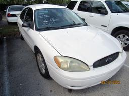 2005 Ford Taurus SE