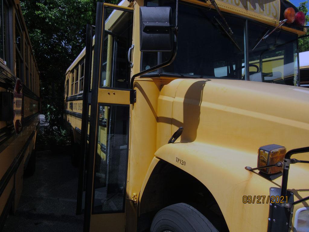 2000 Freightliner School Bus