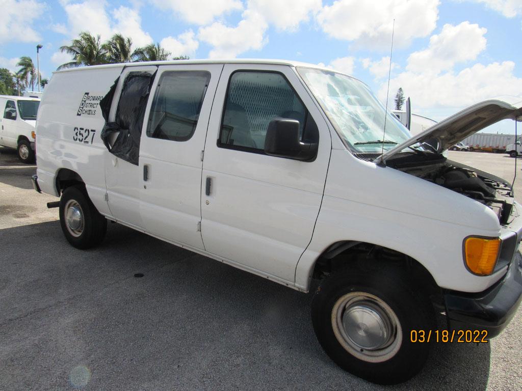 2005 Ford E350 Work/Cargo Van