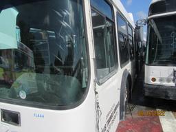 2006 40-Foot Passenger Shuttle Bus
