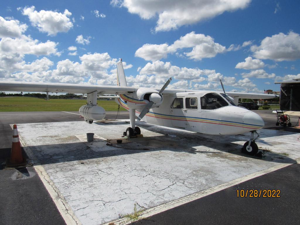 Airplane - Twin Engine Aircraft - Pilatus Britten Norman LTD S/NC2171 BN-2B-21 Islander