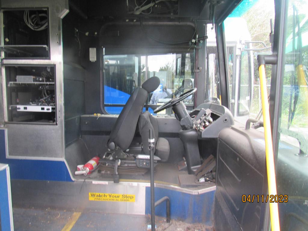 2011 North American Bus Industries (NABI) 40 ft Transit Bus