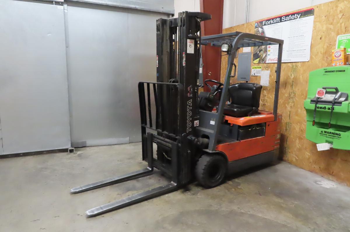 Toyota Electric Forklift