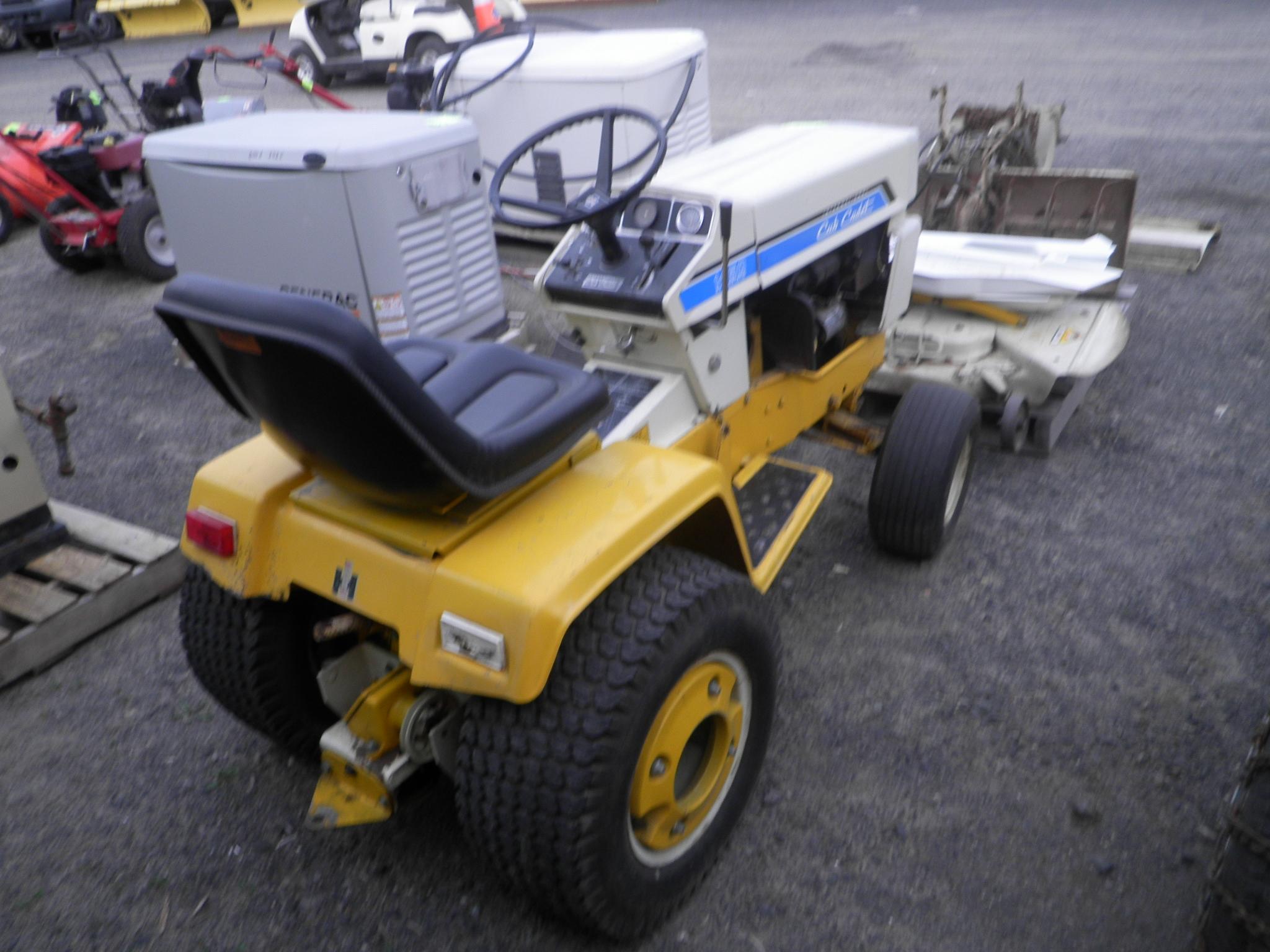 INTERNATIONAL Cub Cadet 1450 Hydrostactic Lawn Tractor w/Mower Deck, Rototiller, Plow