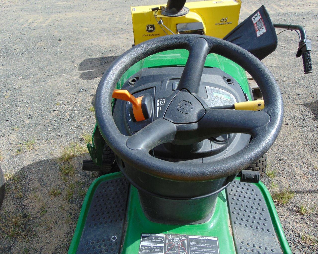 JOHN DEERE D105 Auto Yard Tractor w/42'' Mower Deck & 44'' Snowblower