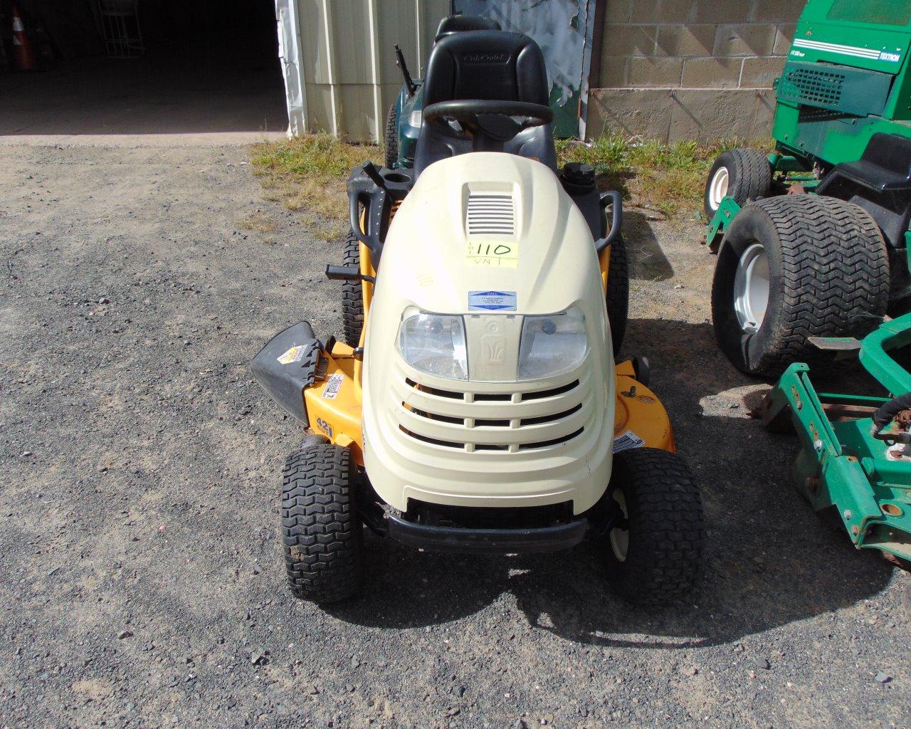 CUB CADET LT1042 42'' Lawn Mower