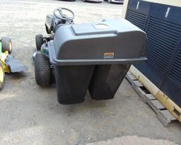 YARD MACHINE 38'' Lawn Mower, 6spd w/Bagger