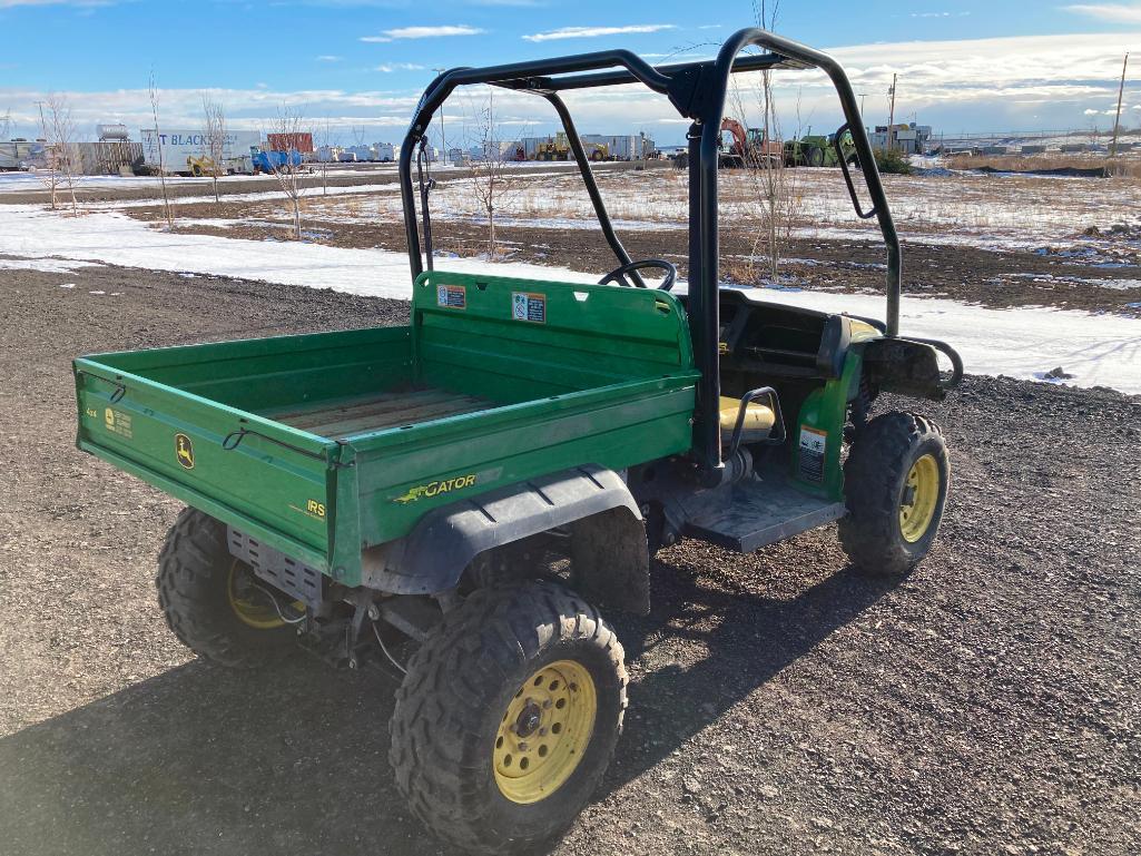 John Deere 620i XUV 4x4 Gator