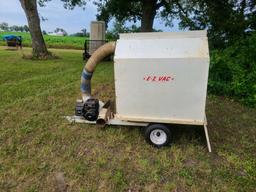 E-Z VAC LAWN TRAILER