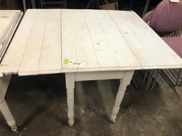 DROP LEAF TABLE