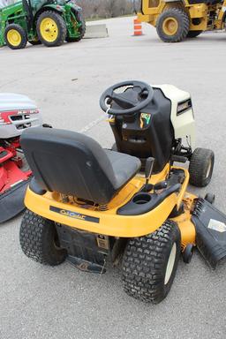 LXT1045 Cub Cadet Riding Lawn Mower