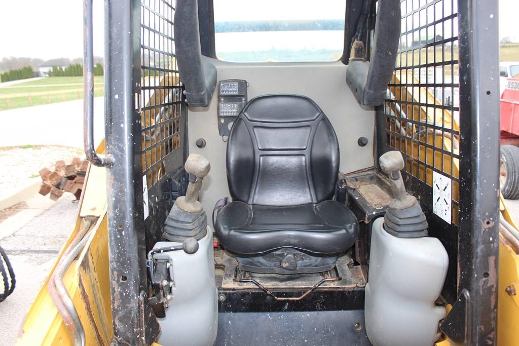 2014 CAT Skid Steer