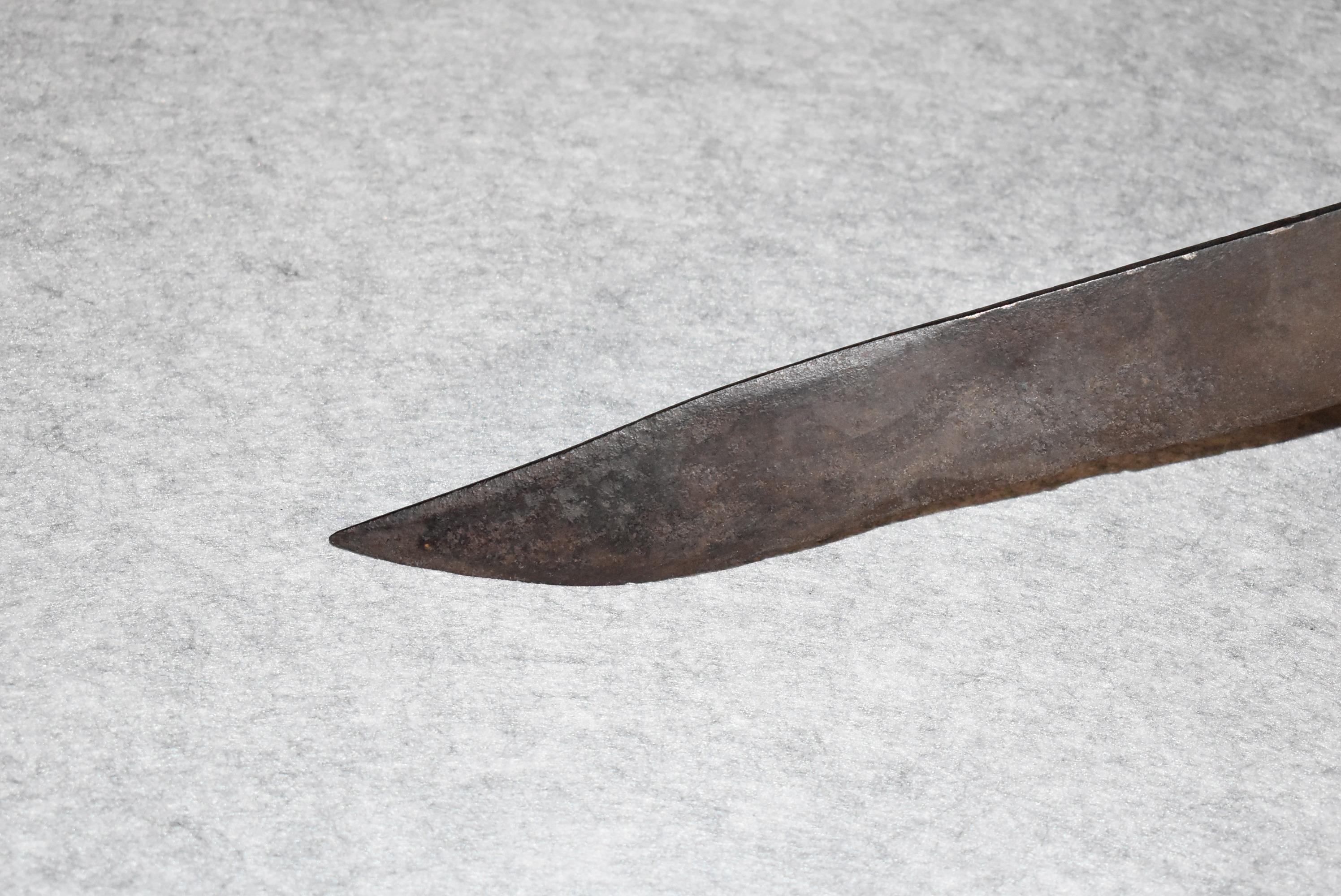 Civil War Era D-Guard Bowie Knife – w/12 ½” Long x 1 ¾” Wide Blade – w/One Piece Wood Grip