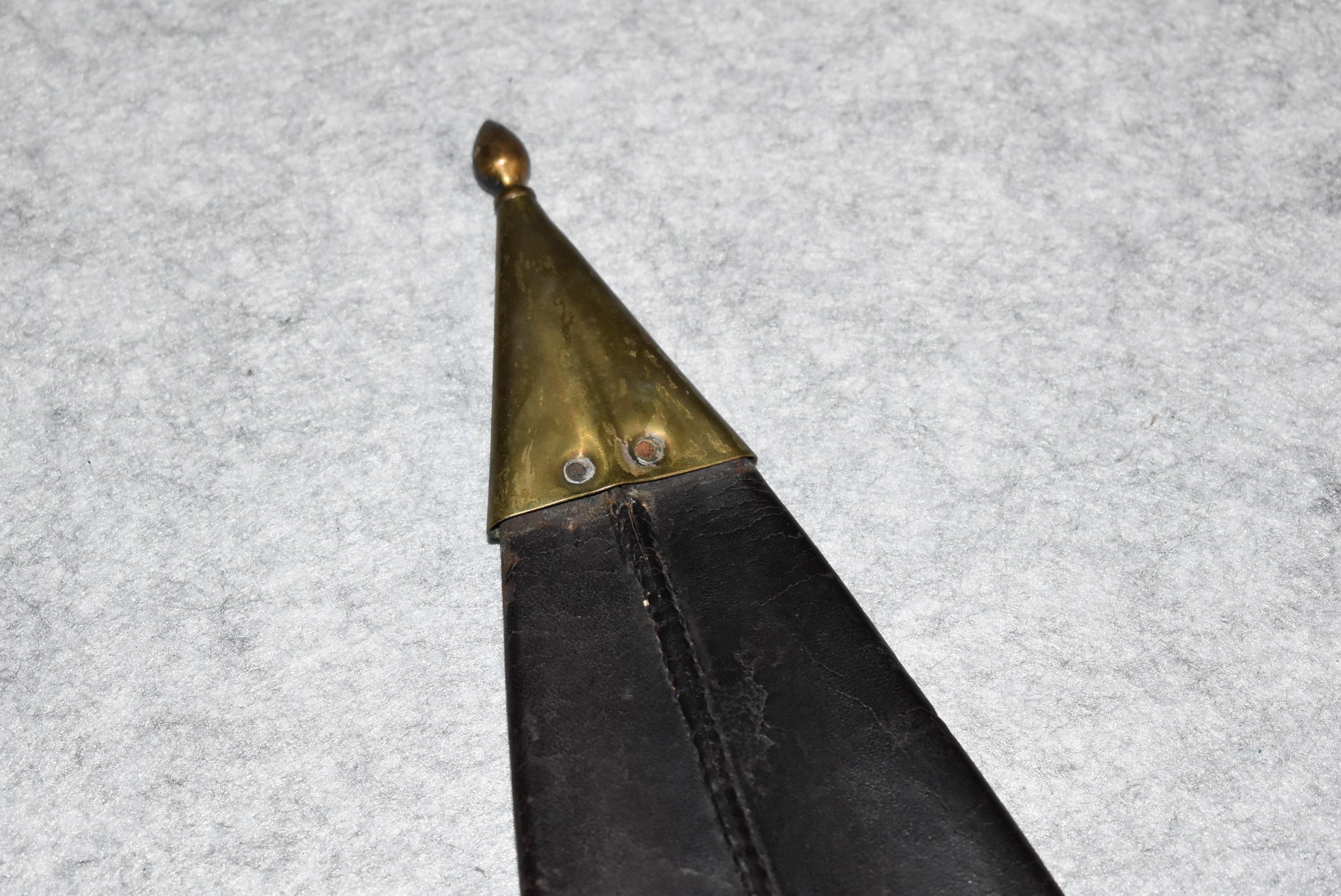 U.S. Mod. 1873 Trowel Bayonet for Mod. 1873 Trapdoor Rifles – w/Leather Scabbard