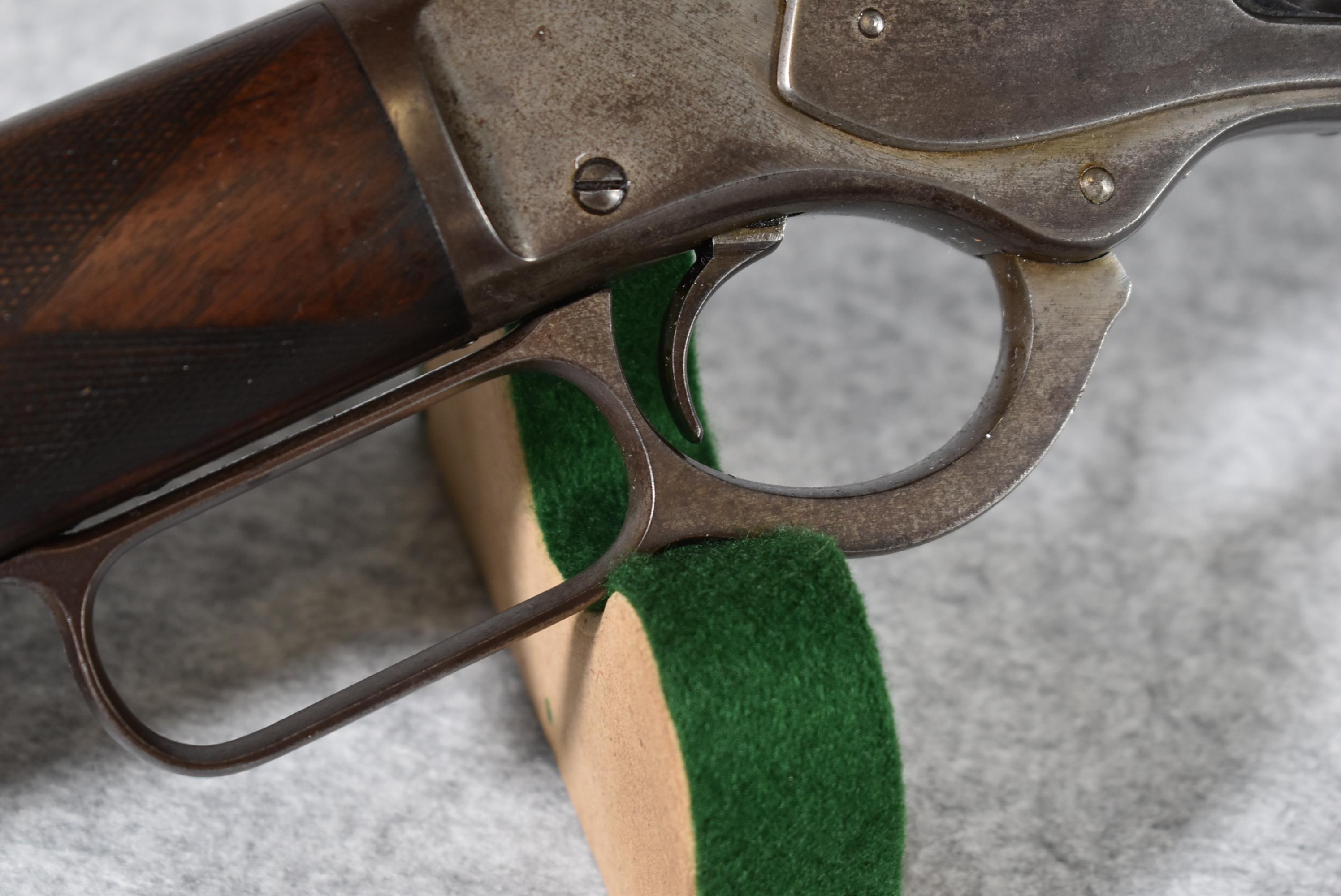 Winchester – Mod. 1873 Deluxe 3rd Model – 38-40 Cal. Lever Action Rifle