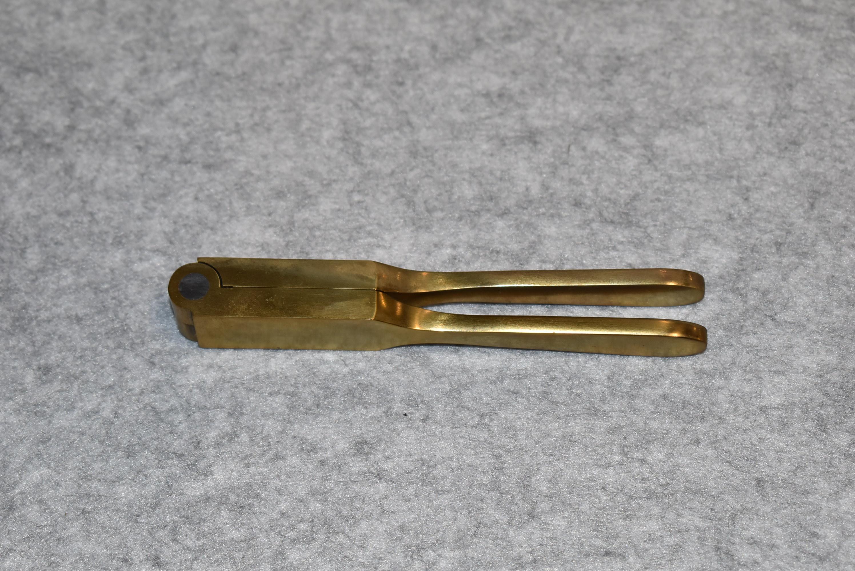 Colt Authentic Black Powder Double Gun Presentation Case w/Yellow Interior & Key – For 1849 Pocket P