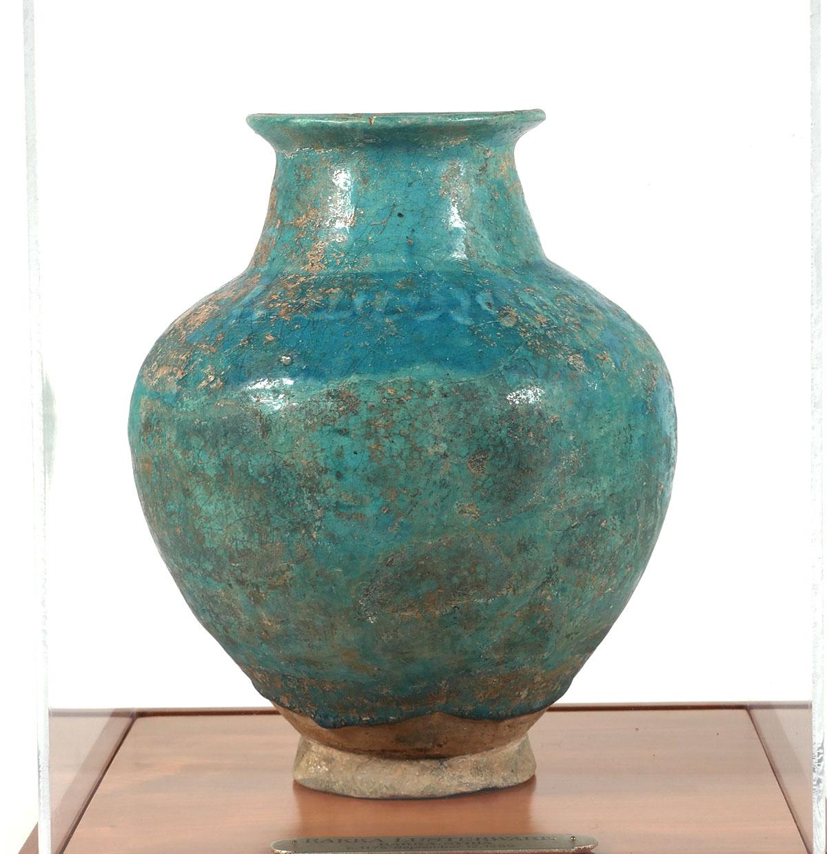 Syrian Rakka Lusterware c1175 Ceramic Vase Vessel