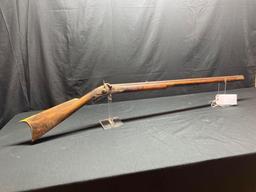 FULL STOCK KENTUCKY RIFLE, HEAVY OCTAGON BARREL, LEMAN LANDCASTER, PA